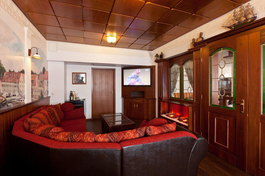 Hotel Fuer Dich Waren  Dış mekan fotoğraf