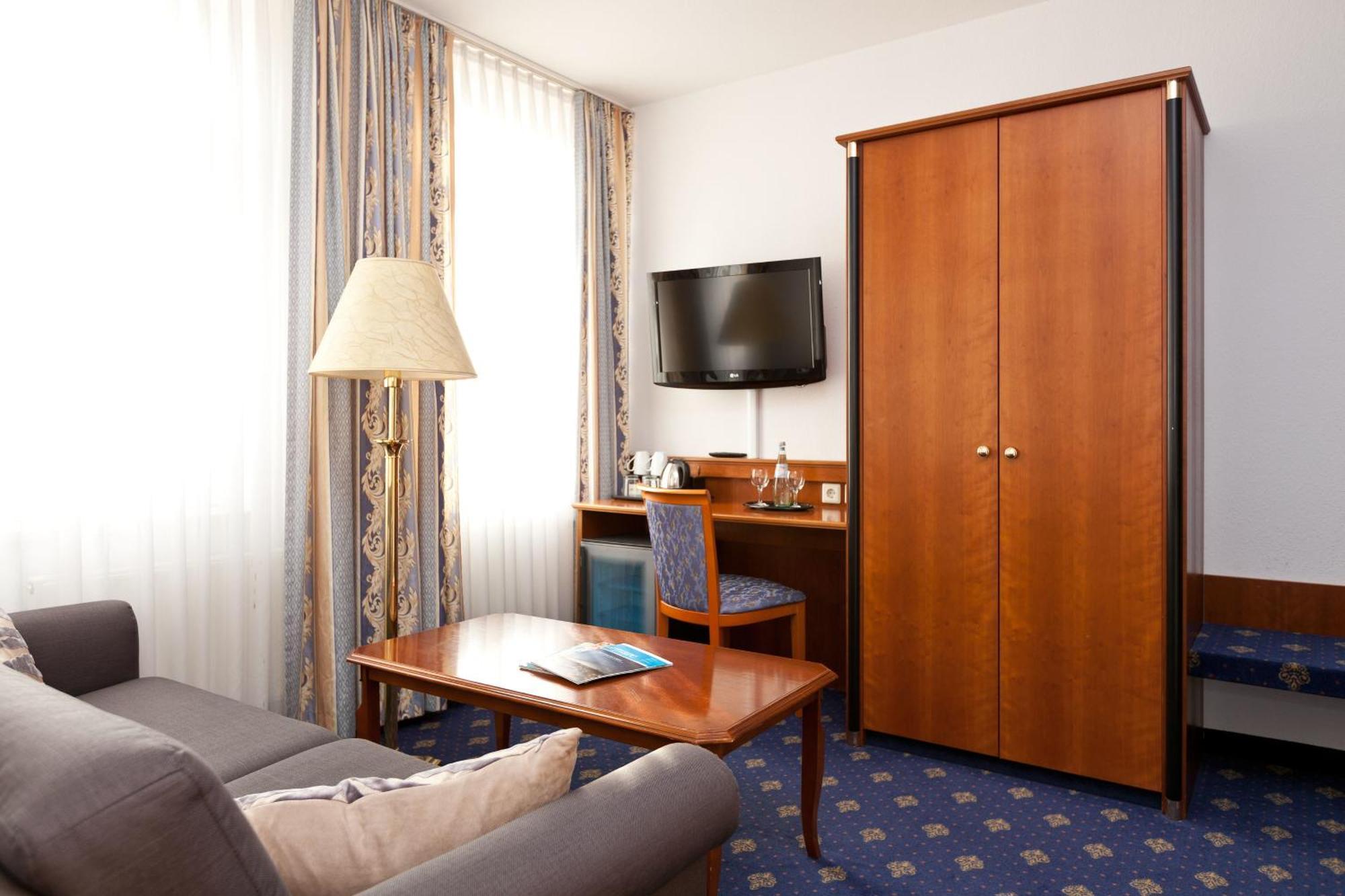 Hotel Fuer Dich Waren  Oda fotoğraf